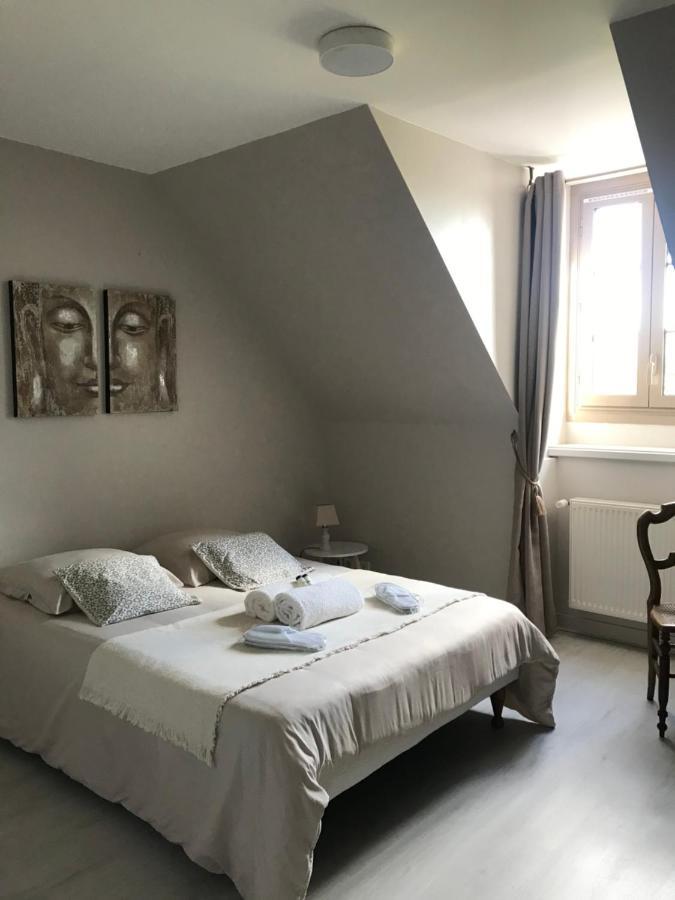 Auberge De La Fontaine Aux Loups Saint-Sulpice-le-Dunois Bagian luar foto